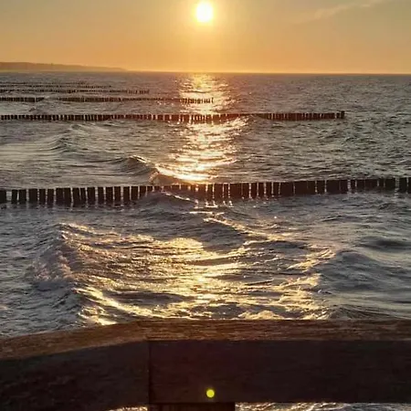 ゲストハウス Gaestehaus Kleiner Wacholder