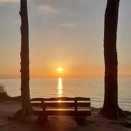 Gaestehaus Kleiner Wacholder ゲストハウス 3*