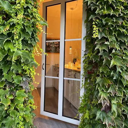 ゲストハウス Gaestehaus Kleiner Wacholder