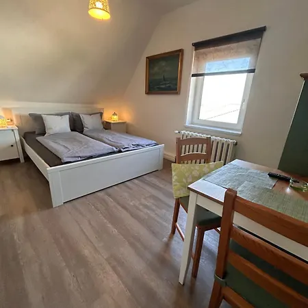 ゲストハウス Gaestehaus Kleiner Wacholder 3*