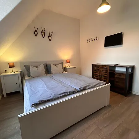 ゲストハウス Gaestehaus Kleiner Wacholder